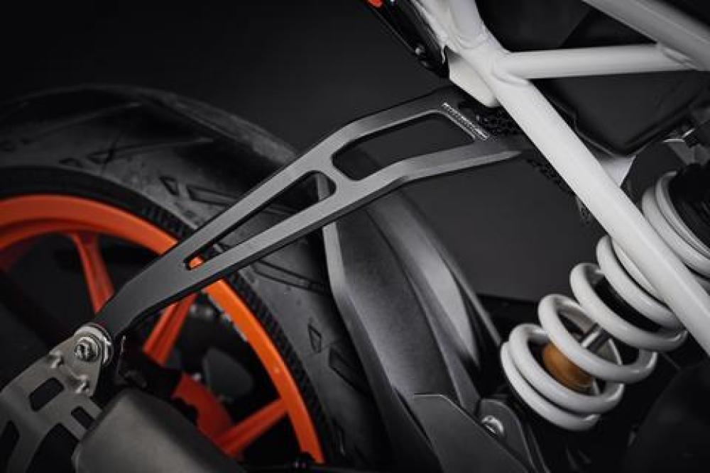 KTM 390 / 250 / 125 Duke Auspuffhalter von Evotech Performance